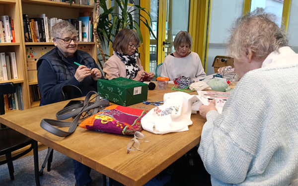atelier tricot thé